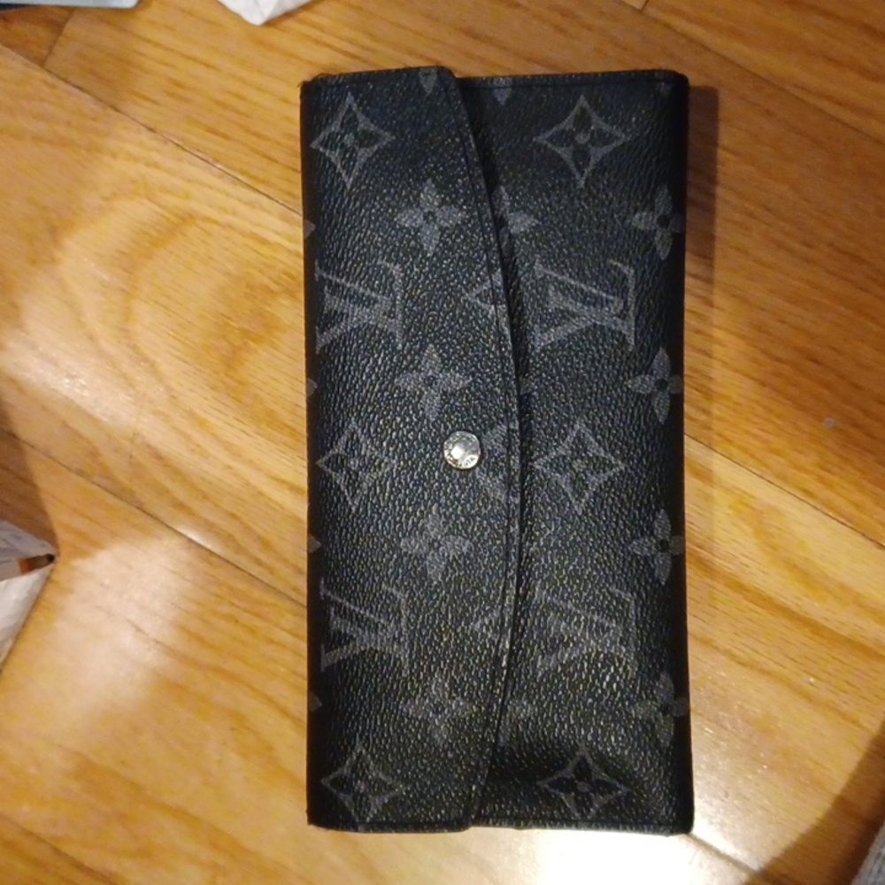 Louis Vuitton Wallet